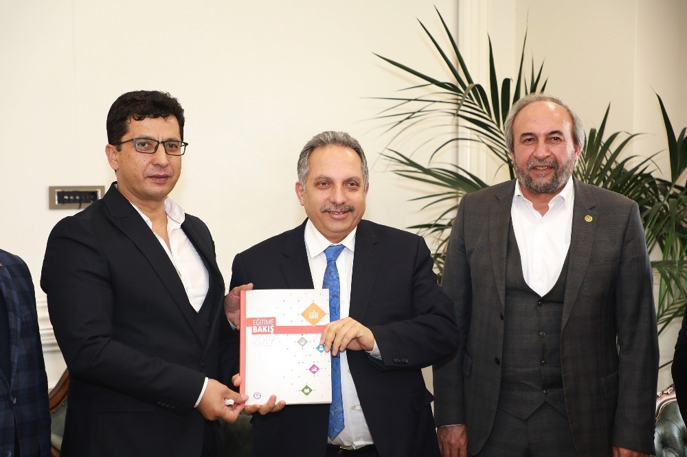 Eğitim-Bir-Sen’den Başkan Yalçın’a ziyaret 