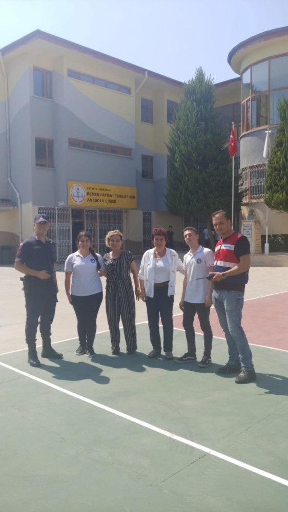Eğitim dönemi boyunca okul çevrelerinde sıkı denetim 