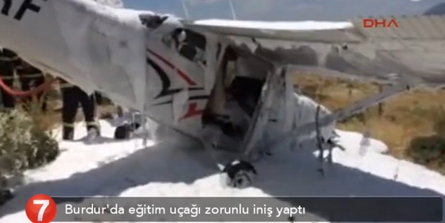 Eğitim uçağı zorunlu iniş yaptI