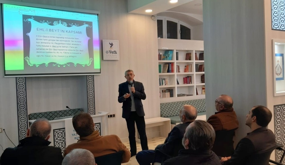 Eğitimci Yazar İhsan Ünlü: “Ehlibeyt ayrıştırmaz, bütünleştirir” 