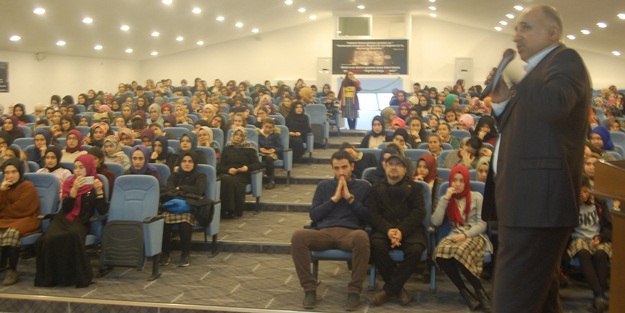 Eğitimci Yazar Mahmut Balcı’dan öğrencilere ilginç bir uyarı