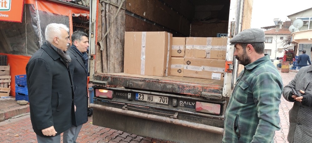 Eğitimciler, depremzede çocuklara bot gönderdi 