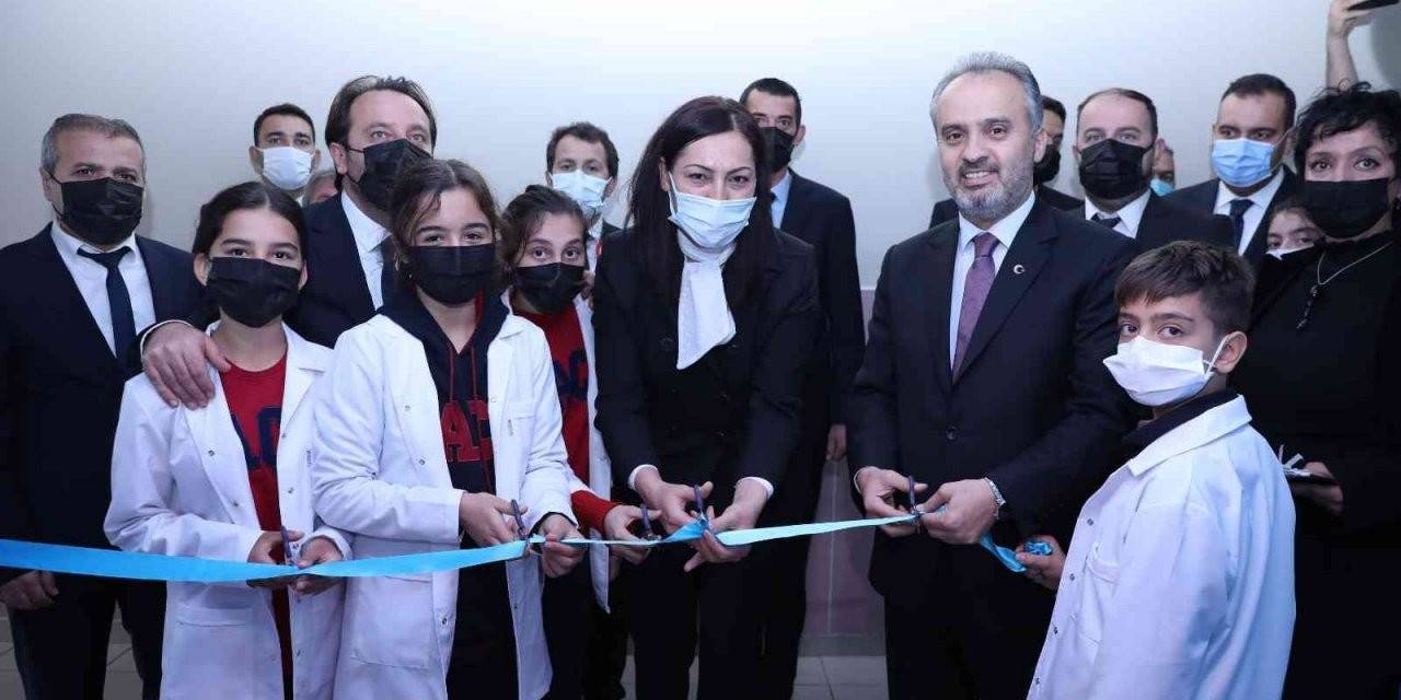 Eğitimde çıta Büyükşehir’le yükseliyor