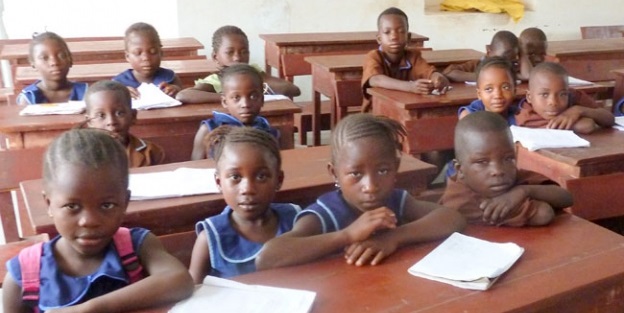 Eğitime Ebola engeli kalkıyor