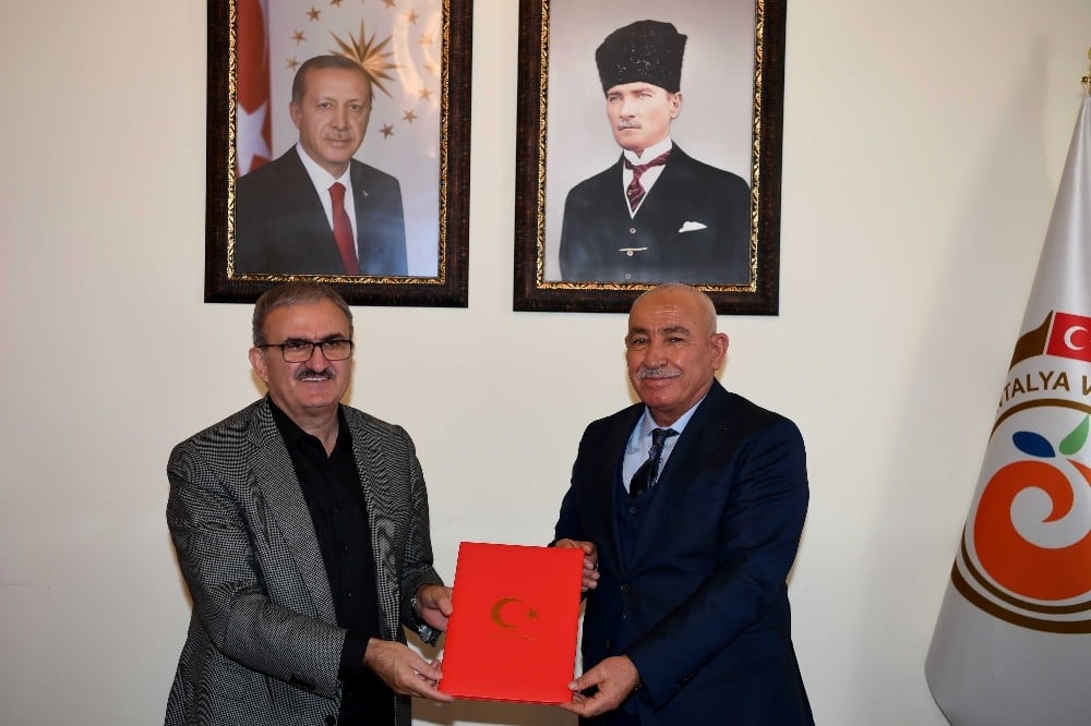 Eğitime hayırsever katkısı 