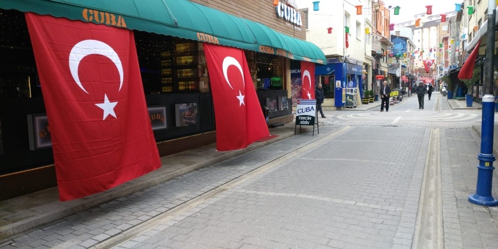 Eğlence mekanı sahiplerinden duyarlı davranış 