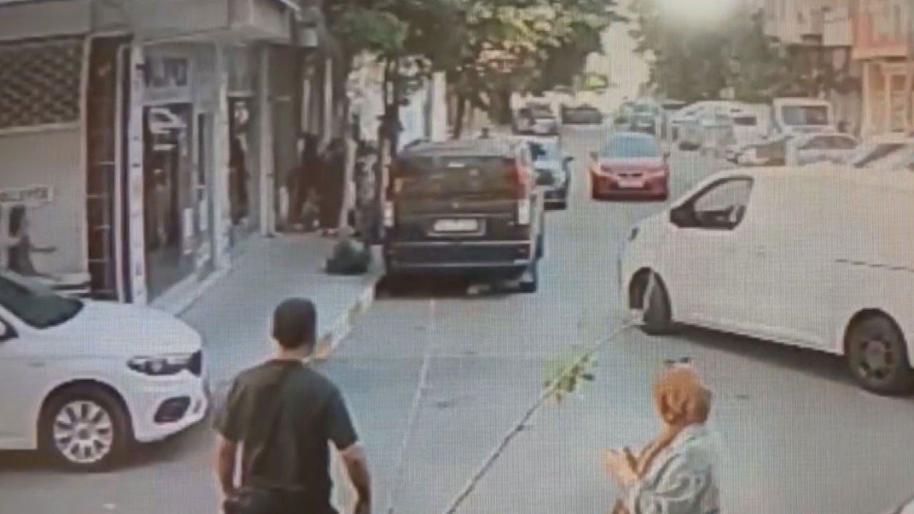 Ehliyeti yok ama trafiğe şov yapmak için çıktı! Driftin faturası ağır oldu