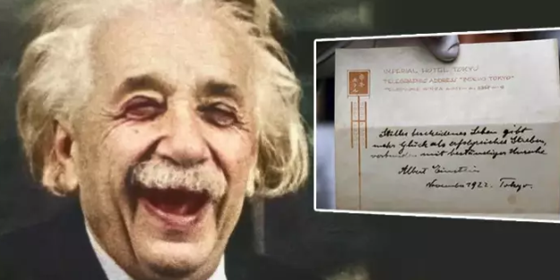 Einstein bahşiş yerine garsona iki not verdi! Notların birinde formül yazıyordu... O formül öyle bir fiyata satıldı ki, herkes şok oldu