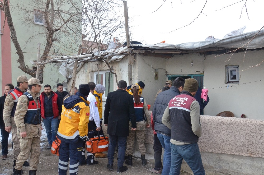Ekinözülü şehidin acı haberi baba ocağına ulaştı 