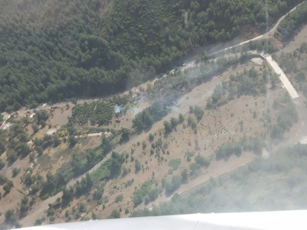 Ekipler anında müdahale etti, askeri alandaki yangın büyümeden söndürüldü 