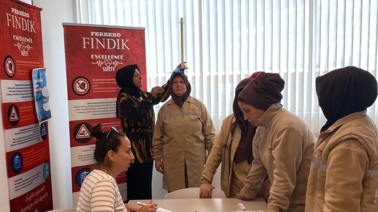 Ekipler bu kez fındık fabrikasında beden kitle indeksi taraması yaptı