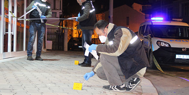 Ekipler çalışma başlattı! İki grup arasında kan aktı