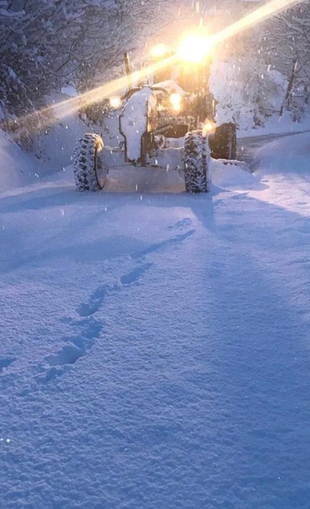 Ekipler çalıştı, kapalı yollar açıldı 
