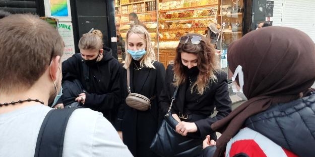 Ekipler, kural tanımayan turistlere cezayı kesti