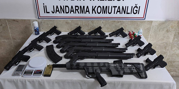 Ekipleri şoke eden görüntü! Evden cephanelik çıktı