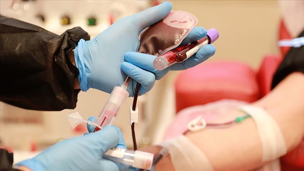 Eklem ağrısı için bu yöntem uygulanıyor! Kendi kanınız ilacınız olabilir