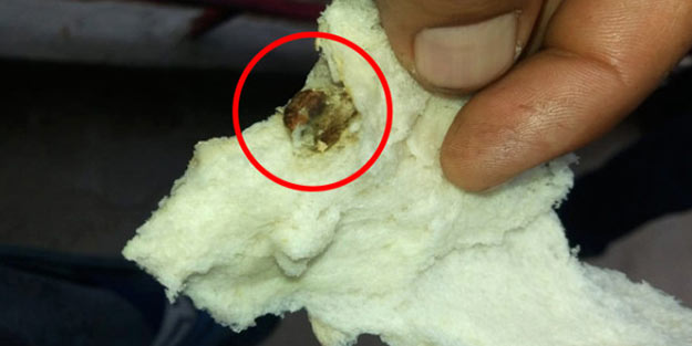 Ekmeğin içinden çıkan cisim hayrete düşürdü