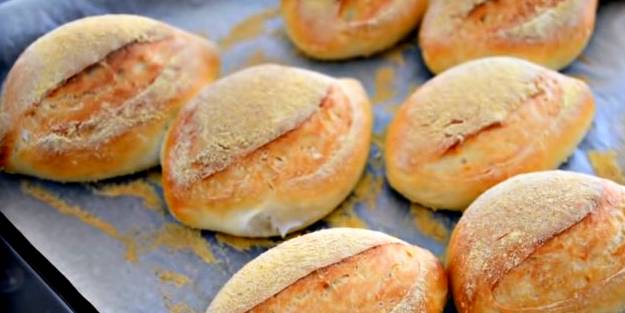 Ekmeğinizi evde yapmaya ne dersiniz?