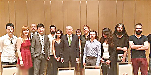 Ekmel Bey’den yine CHP ağzı