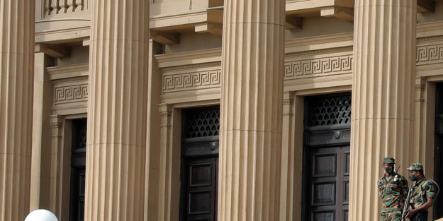 Petrolün bittiğini duyurmuşlardı! Ekonomik krizle boğuşan ülke, temerrüde düştü