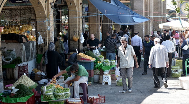 Ekonomik sorunlar İran'ın geleceğini zora sokuyor