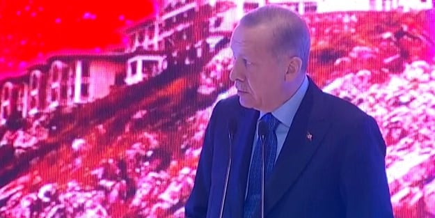 Ekranda göremeyince… Canlı yayında Erdoğan'dan rejiye uyarı