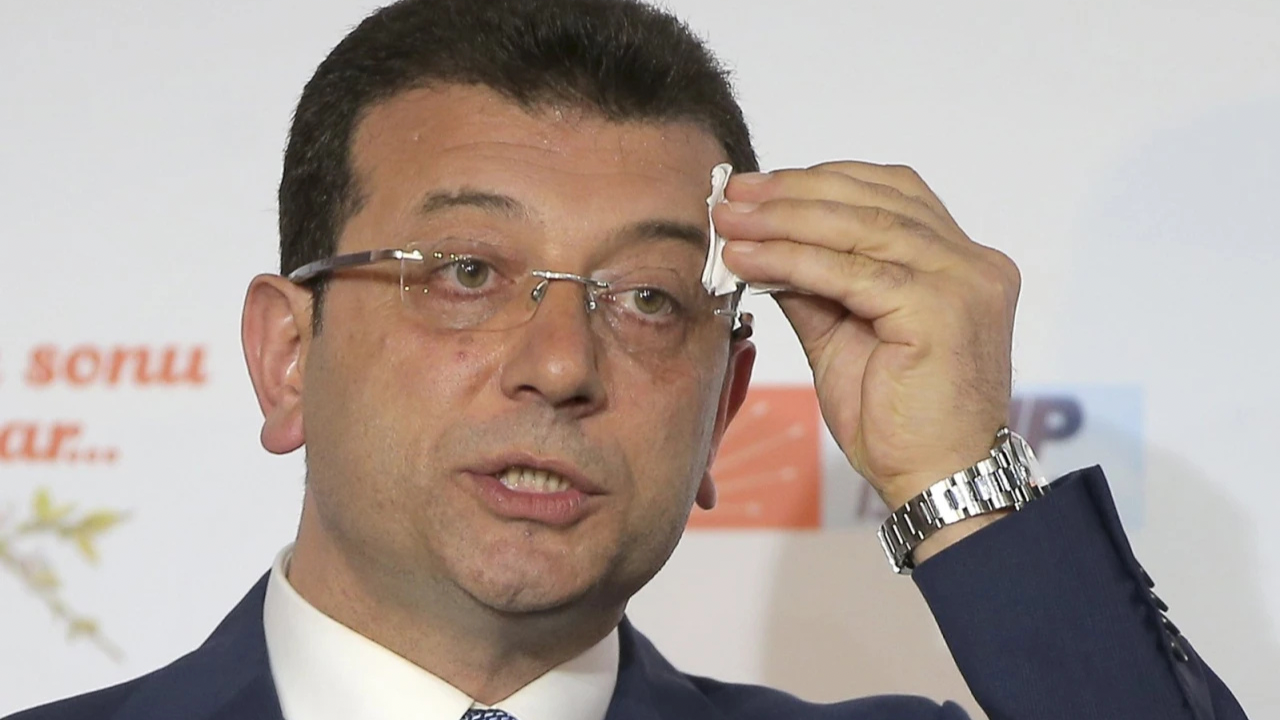 Ekrem delil karartıyor!