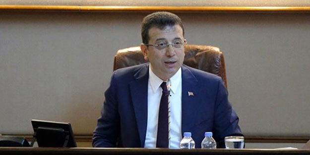Ekrem İmamoğlu, İstiklal Marşı'nı yanlış okudu