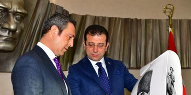 Ekrem İmamoğlu'nun kankasına kötü haber Ertuğrul Özkök'ten geldi! Nereye oy vereceğini açıkladı! Roma'da gününü gün etmişti...