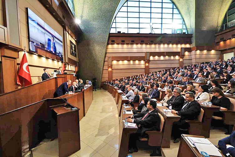 Ekrem İstanbulluyla dalga geçti! 5 yıl boyunca büyük hizmet etmişler..