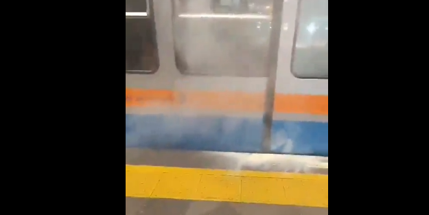Ekrem varsa sorun var! Metrodan şimdi de dumanlar yükseldi