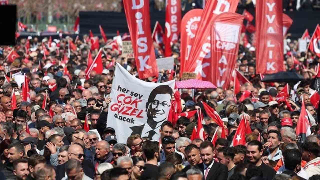 Ekremci trollerin saldırısına uğrayan Fatih Atik isyan etti! “Atatürk’ün partisi cezaevinden vesayetle, dumanla, kuşlarla yönetilebilir mi?”