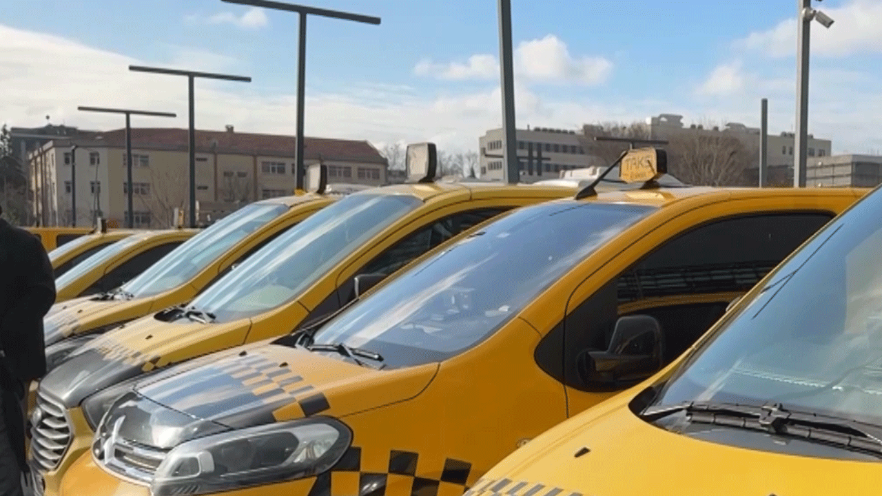 Ekrem'in batırmadığı bir bu kalmıştı! 