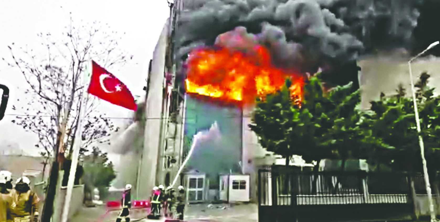 Ekrem’in beceriksizliği Akit’i yaktı