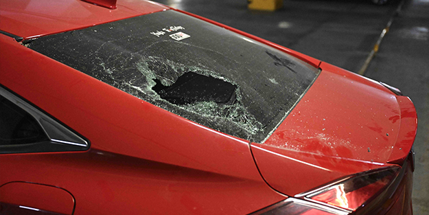 Ekrem'in İSPARK'ında akılalmaz olay! Arabalarını gören vatandaşların ağzı açık kaldı