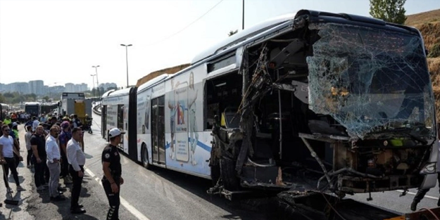 Ekrem'in yol çalışması felakete sebep olmuştu! Metrobüs kazasında gözaltına alınan 3 kişi...