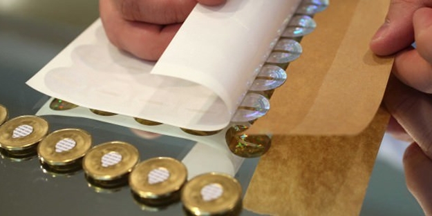 Dünyada bir ilk! O ülke artık para kullanmayacak!