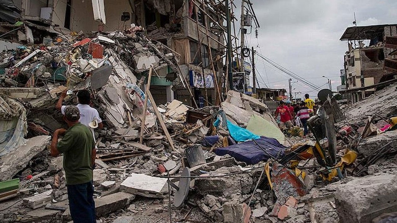 Ekvador'da 6,3 büyüklüğünde olan depremin bilançosu açıklandı