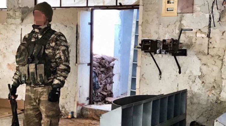 El Bab'tan gelen en acı fotoğraf! Şehit için nöbette