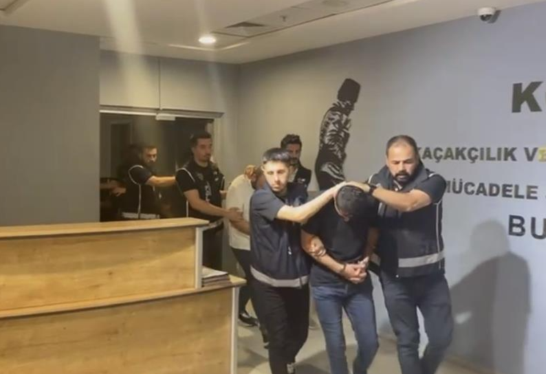 El bombasıyla saldıracaklardı! Plan deşifre oldu suç ağı çökertildi