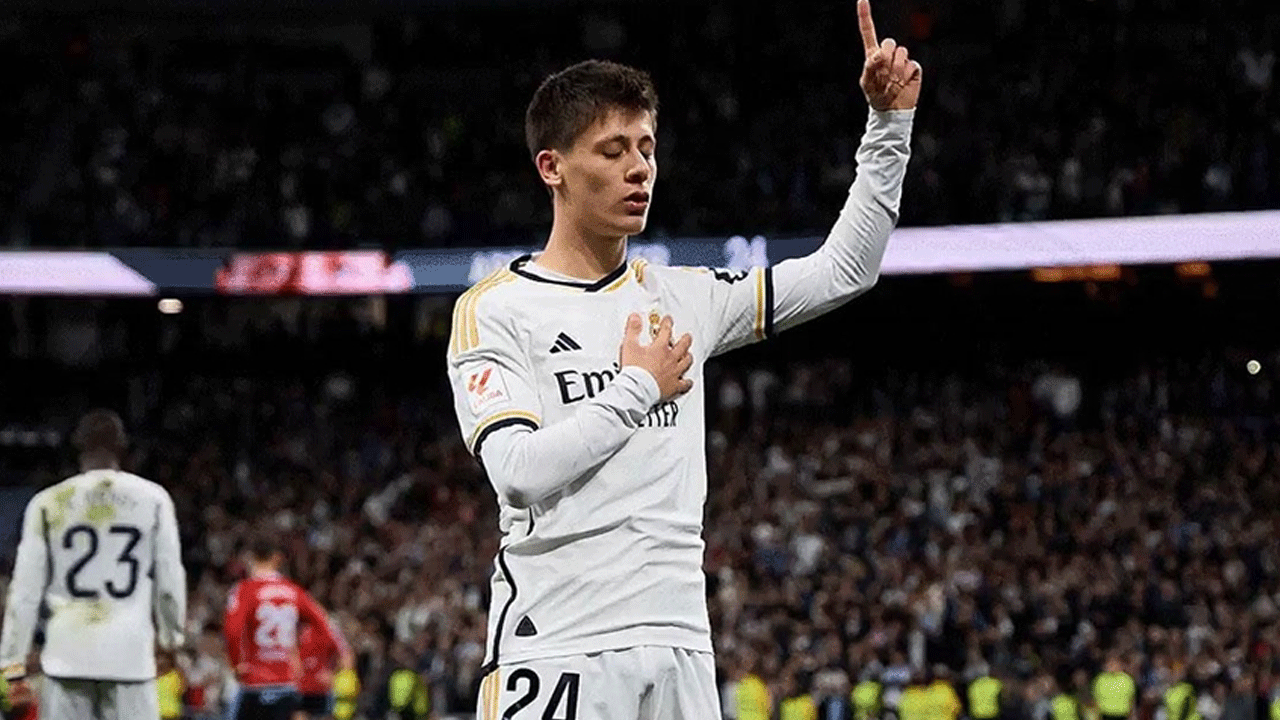 El Clasico öncesi Real Madrid'den heyecalandıran Arda Güler kararı