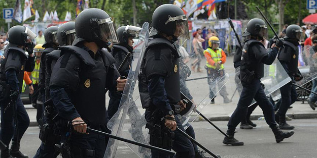 Terör korkusu 'El Clasico'yu da vurdu!
