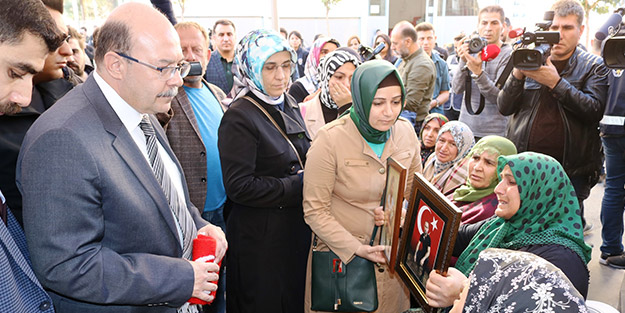El emeği, göz nuru! Diyarbakır annelerinden Başkan Erdoğan'a sürpriz hediye