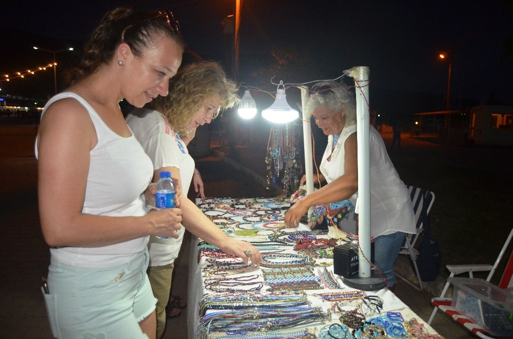 El işlemesi ürünler görücüye çıktı 