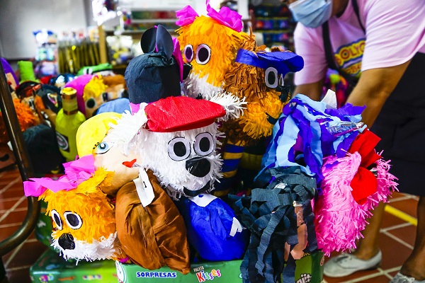 El Salvador'da pek çok kişi bu işi yapıy