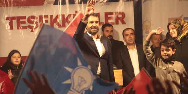 AK Parti'li Şerifoğulları mazbatayı aldı