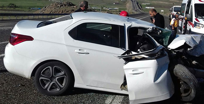Elazığ-Bingöl yolunda kaza: 2 ölü, 1 yaralı