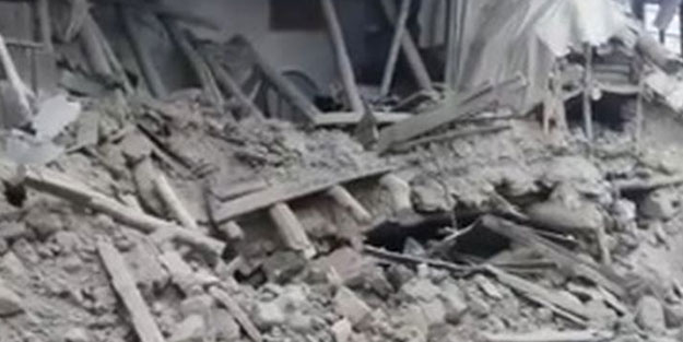 Depremdeki hasarı gün ağarınca ortaya çıktı