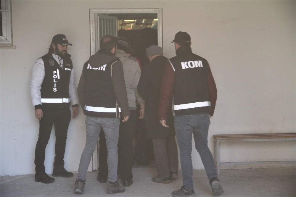 Elazığ merkezli 5 ilde FETÖ/PDY operasyonu: 8 şüpheli adliyeye sevk edildi 