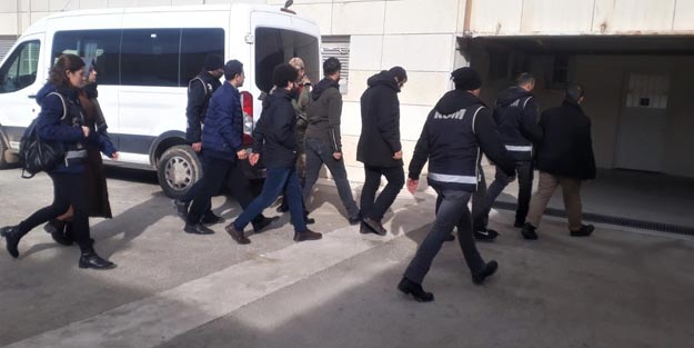 Elazığ merkezli FETÖ operasyonu! 5 kişi tutuklandı